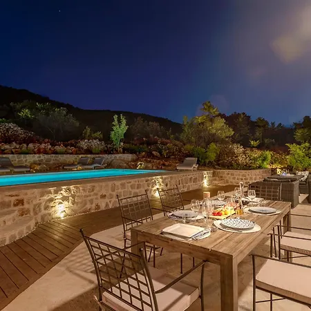 Hvar, Ekatera, 5 Min From Center Villa